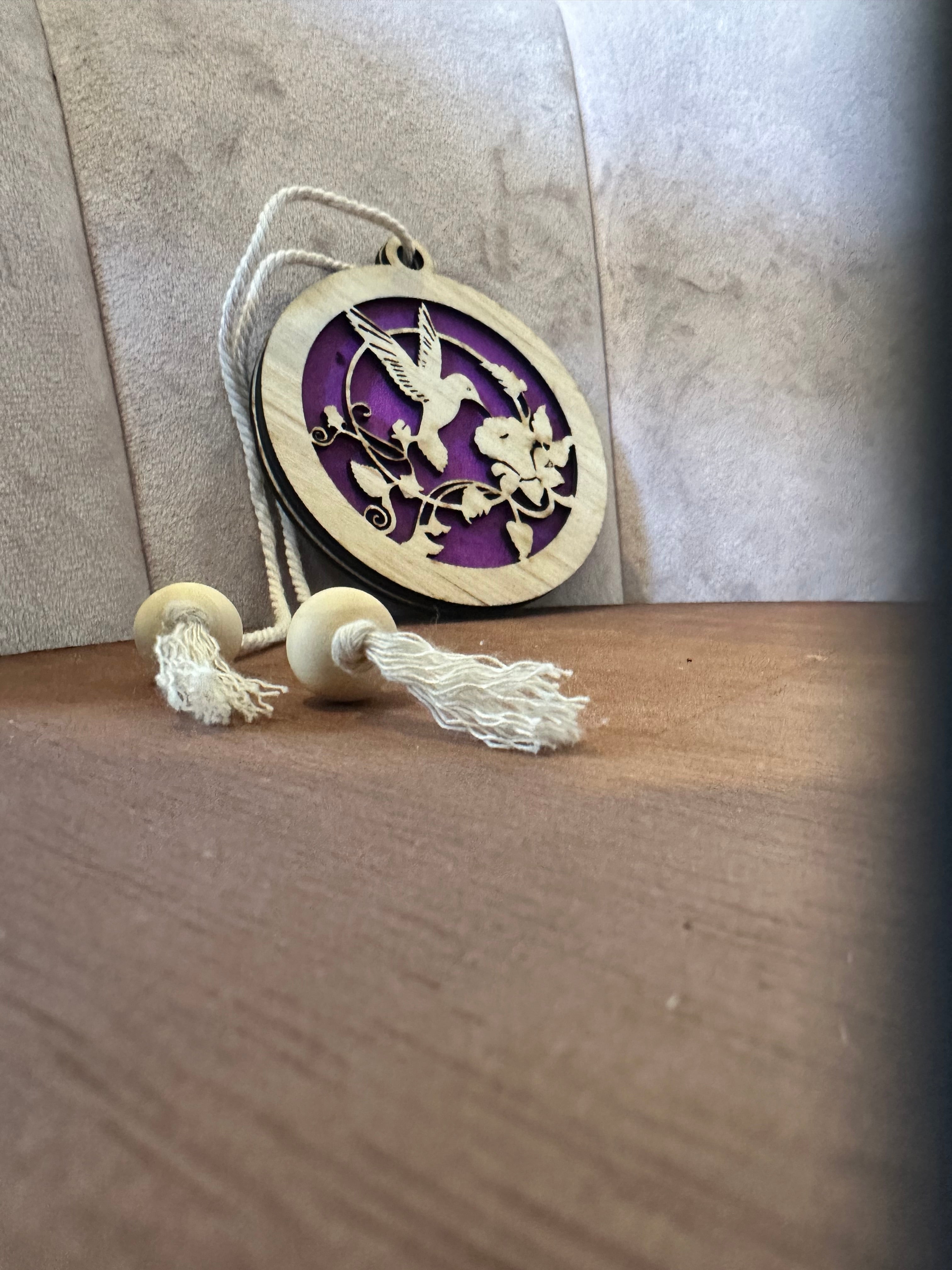 Diffuseur de parfum en bois –Colibri 9 cm